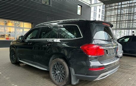 Mercedes-Benz GL-Класс, 2015 год, 3 790 000 рублей, 5 фотография