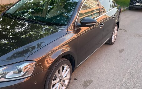 Volkswagen Passat B7, 2013 год, 1 550 000 рублей, 6 фотография