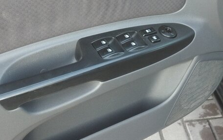 KIA Rio II, 2010 год, 650 000 рублей, 6 фотография