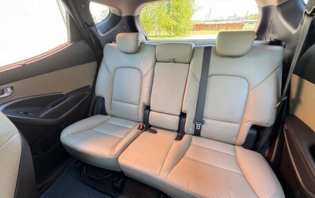 Hyundai Santa Fe III рестайлинг, 2013 год, 1 700 000 рублей, 25 фотография