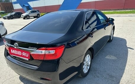 Toyota Camry, 2013 год, 1 850 000 рублей, 10 фотография