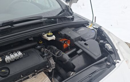 Peugeot 308 II, 2011 год, 650 000 рублей, 13 фотография