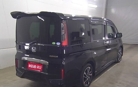 Honda Stepwgn IV, 2015 год, 2 250 000 рублей, 15 фотография