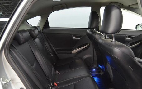 Toyota Prius, 2011 год, 850 000 рублей, 14 фотография