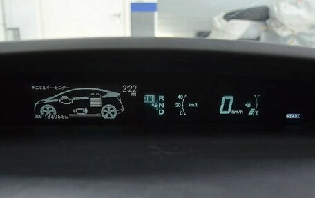 Toyota Prius, 2011 год, 850 000 рублей, 21 фотография