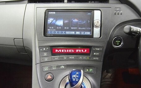 Toyota Prius, 2011 год, 850 000 рублей, 19 фотография