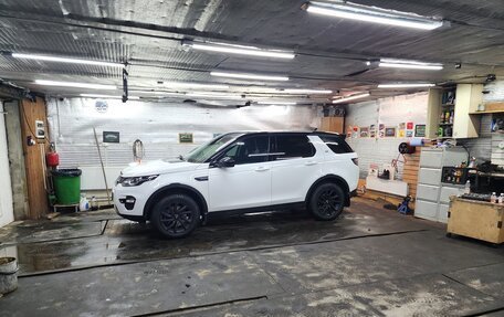 Land Rover Discovery Sport I рестайлинг, 2016 год, 2 350 000 рублей, 4 фотография