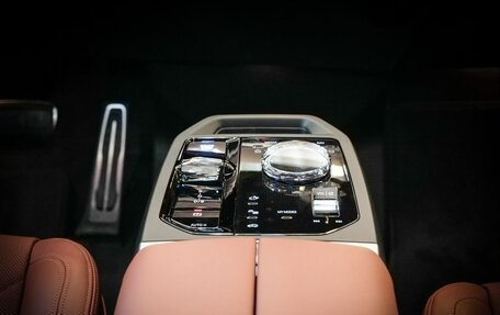 BMW iX, 2025 год, 17 690 000 рублей, 15 фотография