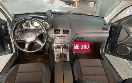 Mercedes-Benz C-Класс, 2010 год, 1 500 000 рублей, 11 фотография