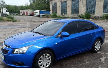 Chevrolet Cruze II, 2011 год, 890 000 рублей, 3 фотография