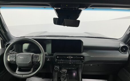 Toyota Land Cruiser Prado, 2024 год, 10 800 000 рублей, 13 фотография