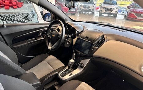 Chevrolet Cruze II, 2012 год, 849 990 рублей, 7 фотография