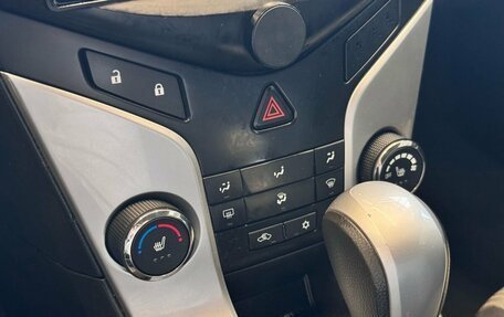 Chevrolet Cruze II, 2012 год, 849 990 рублей, 12 фотография