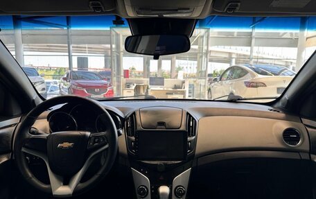 Chevrolet Cruze II, 2012 год, 849 990 рублей, 9 фотография