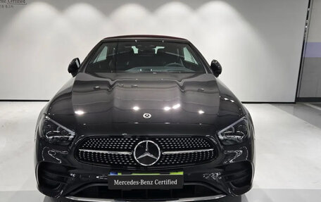 Mercedes-Benz E-Класс, 2022 год, 3 150 000 рублей, 1 фотография