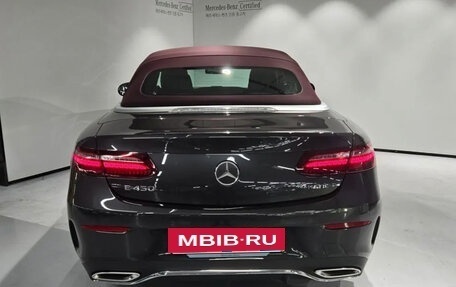 Mercedes-Benz E-Класс, 2022 год, 3 150 000 рублей, 3 фотография