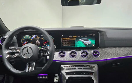 Mercedes-Benz E-Класс, 2022 год, 3 150 000 рублей, 8 фотография