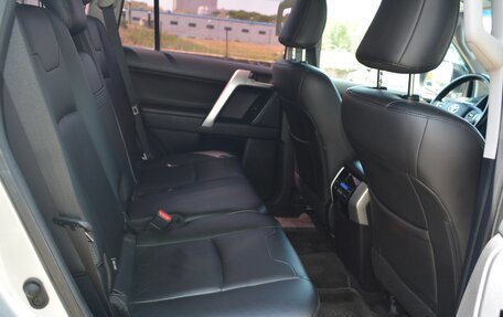 Toyota Land Cruiser Prado 150 рестайлинг 2, 2019 год, 5 500 000 рублей, 10 фотография