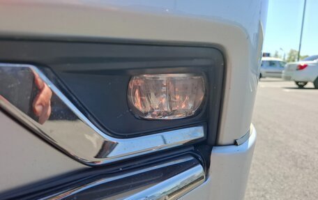 Toyota Land Cruiser Prado 150 рестайлинг 2, 2019 год, 5 500 000 рублей, 21 фотография
