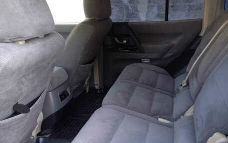 Mitsubishi Pajero III рестайлинг, 2004 год, 820 000 рублей, 12 фотография