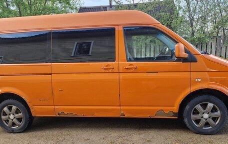 Volkswagen Transporter T5 рестайлинг, 2008 год, 690 000 рублей, 2 фотография