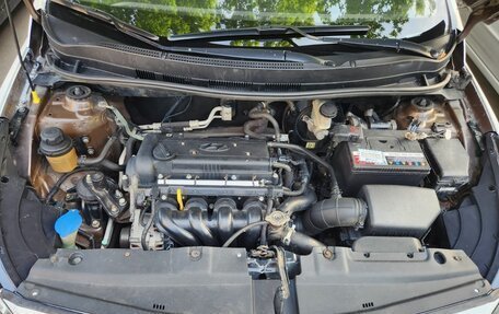 Hyundai Solaris II рестайлинг, 2015 год, 620 000 рублей, 10 фотография