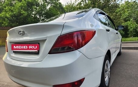 Hyundai Solaris II рестайлинг, 2015 год, 620 000 рублей, 5 фотография