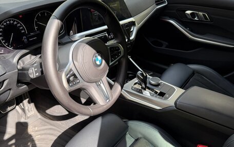 BMW 3 серия, 2019 год, 3 598 000 рублей, 15 фотография