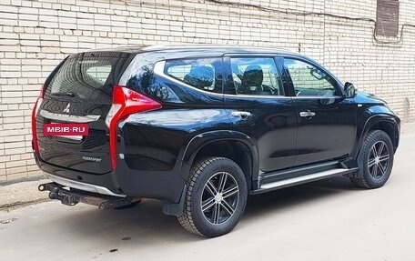Mitsubishi Pajero Sport III рестайлинг, 2017 год, 3 000 000 рублей, 4 фотография