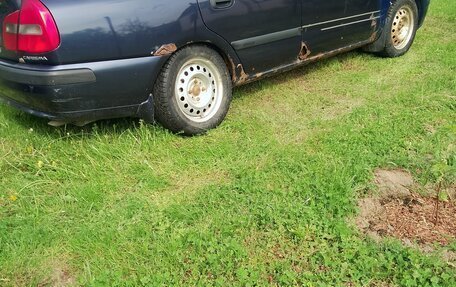 Mitsubishi Carisma I, 2003 год, 85 000 рублей, 2 фотография