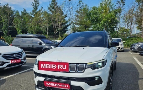 Jeep Compass II, 2022 год, 2 650 000 рублей, 1 фотография