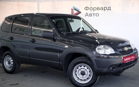 Chevrolet Niva I рестайлинг, 2018 год, 850 000 рублей, 1 фотография