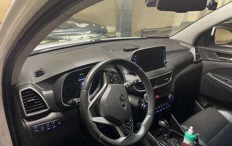 Hyundai Tucson III, 2018 год, 2 450 000 рублей, 8 фотография