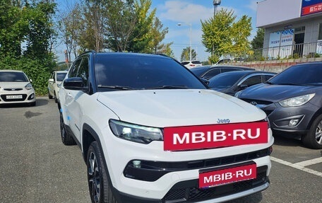 Jeep Compass II, 2022 год, 2 650 000 рублей, 2 фотография