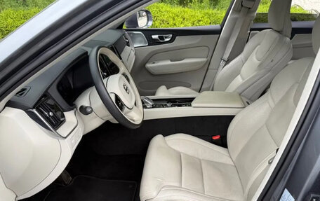 Volvo XC60 II, 2022 год, 3 500 000 рублей, 7 фотография