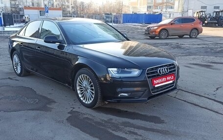 Audi A4, 2012 год, 1 100 000 рублей, 11 фотография