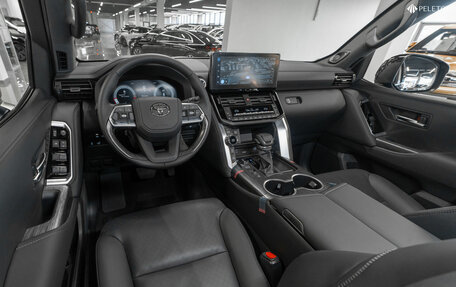 Toyota Land Cruiser, 2025 год, 13 390 000 рублей, 10 фотография