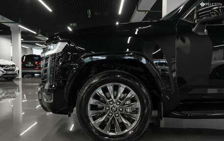 Toyota Land Cruiser, 2025 год, 13 390 000 рублей, 31 фотография
