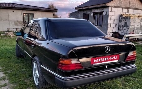 Mercedes-Benz W124, 1989 год, 330 000 рублей, 5 фотография