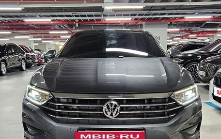 Volkswagen Jetta VII, 2022 год, 1 450 000 рублей, 2 фотография