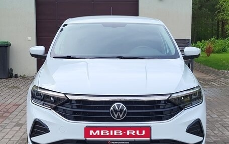 Volkswagen Polo VI (EU Market), 2021 год, 1 490 000 рублей, 2 фотография