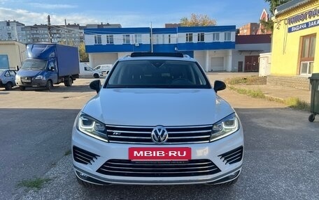 Volkswagen Touareg III, 2017 год, 3 650 000 рублей, 2 фотография