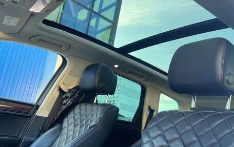 Volkswagen Touareg III, 2017 год, 3 650 000 рублей, 21 фотография