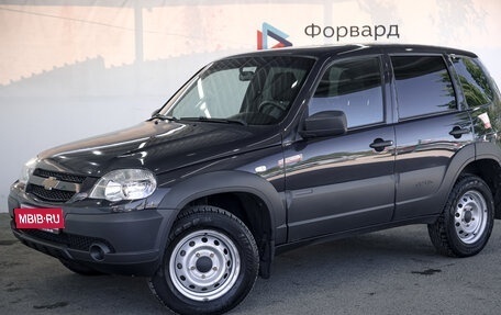 Chevrolet Niva I рестайлинг, 2018 год, 850 000 рублей, 2 фотография