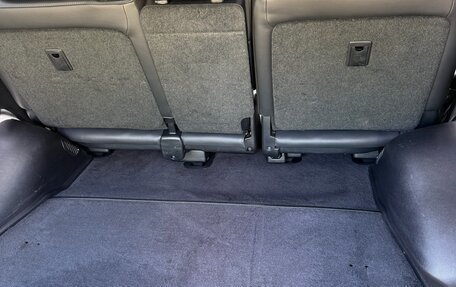 Toyota Land Cruiser 200, 2017 год, 5 790 000 рублей, 4 фотография
