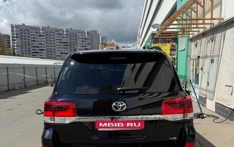 Toyota Land Cruiser 200, 2017 год, 5 790 000 рублей, 36 фотография