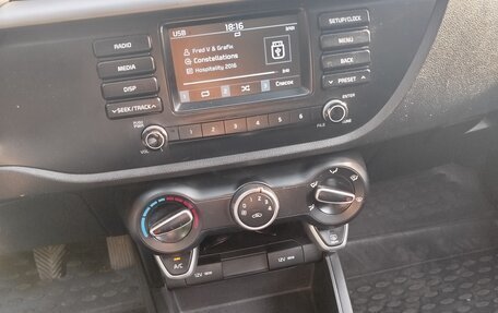 KIA Rio IV, 2017 год, 950 000 рублей, 13 фотография