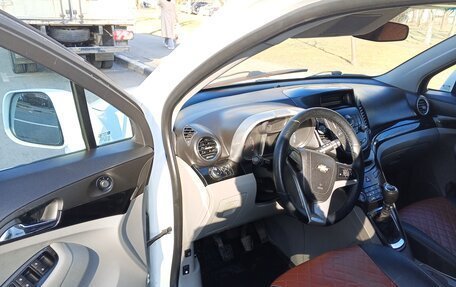 Chevrolet Orlando I, 2013 год, 750 000 рублей, 3 фотография