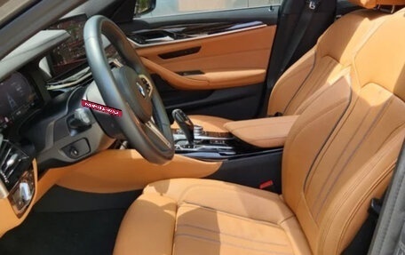 BMW 5 серия, 2022 год, 3 350 000 рублей, 10 фотография