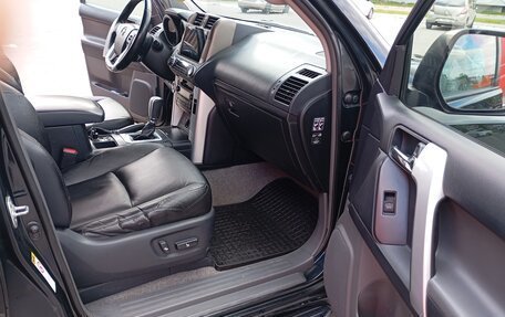 Toyota Land Cruiser Prado 150 рестайлинг 2, 2010 год, 2 480 000 рублей, 11 фотография